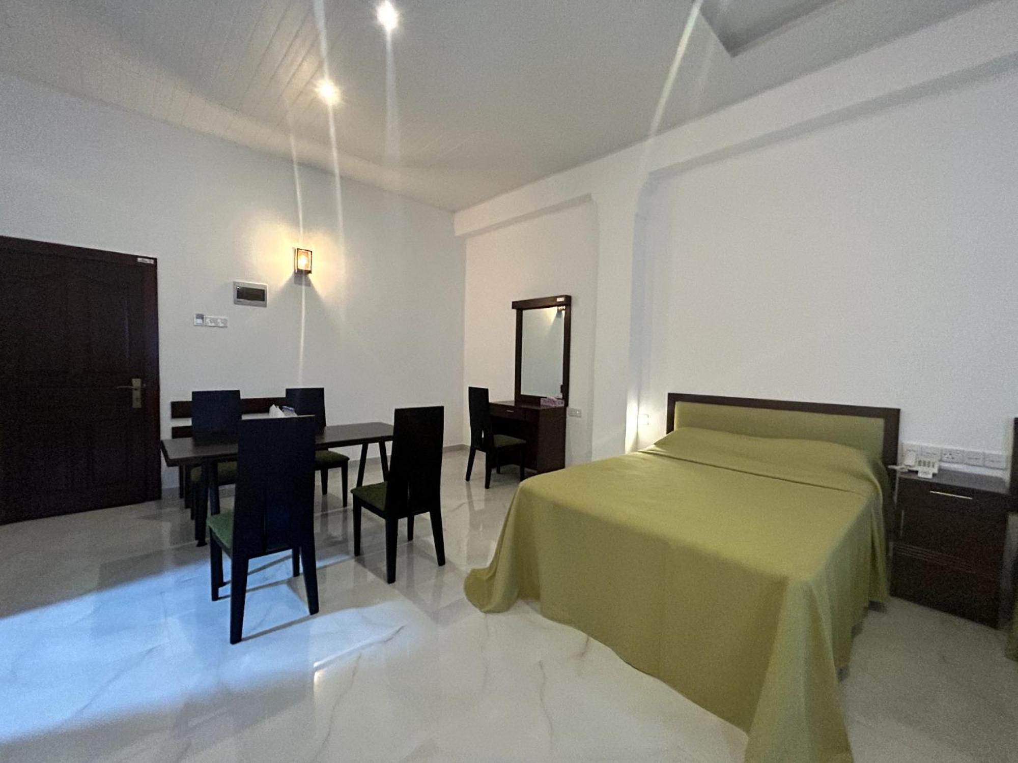 K And K Country Resort Minuwangoda Buitenkant foto